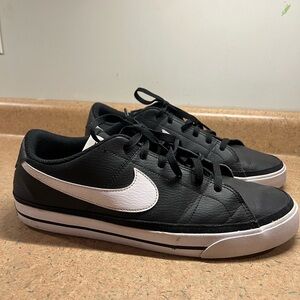 Nike Court Legacy Shoes size Men’s Size 11.5